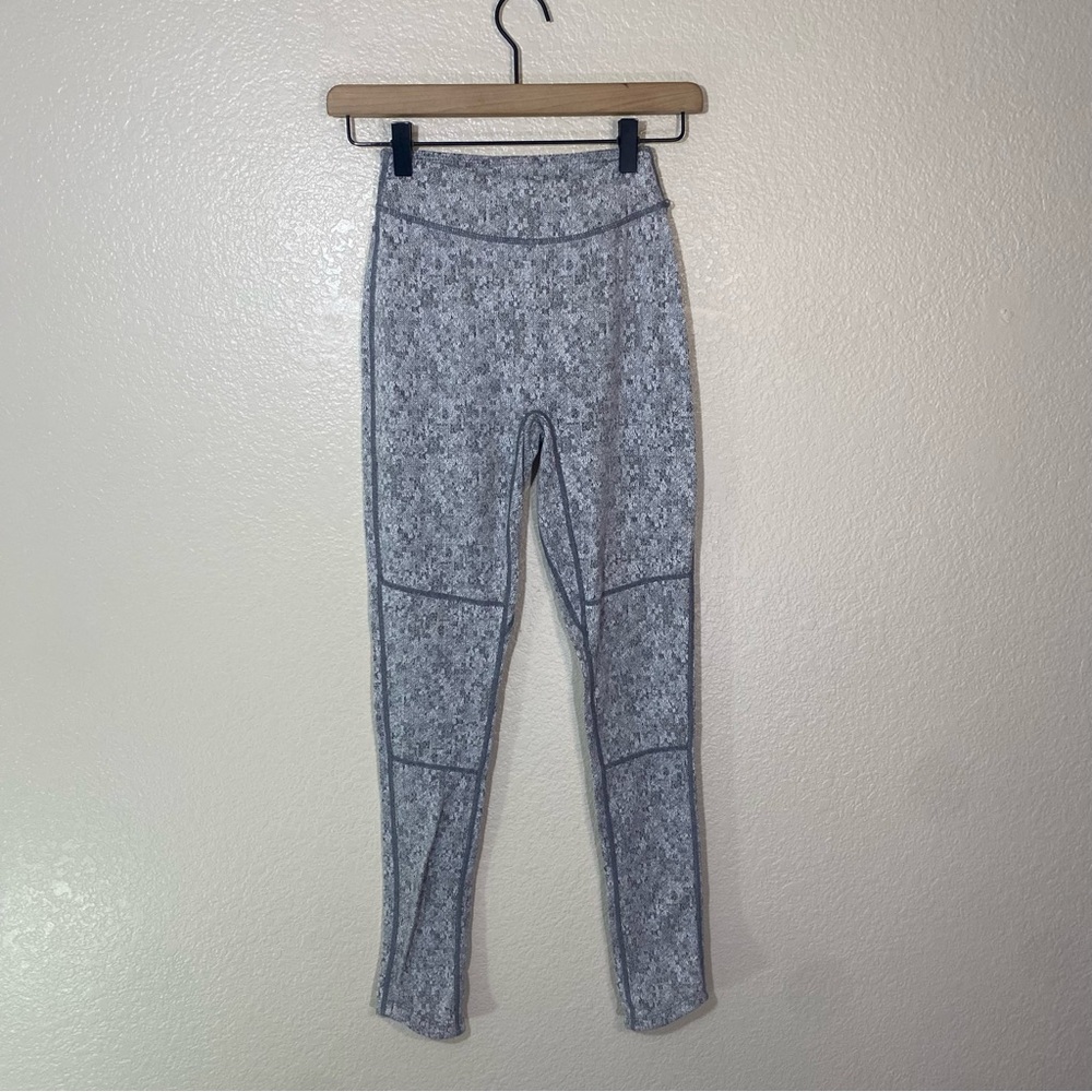 Gymshark Dry Women's XS Leggings Butt Lifting Digital Static Gray Knit Gym Yoga